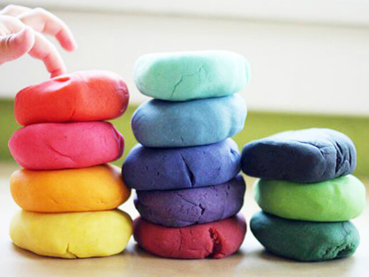 homemade_playdoh_craft | ChambanaMoms.com