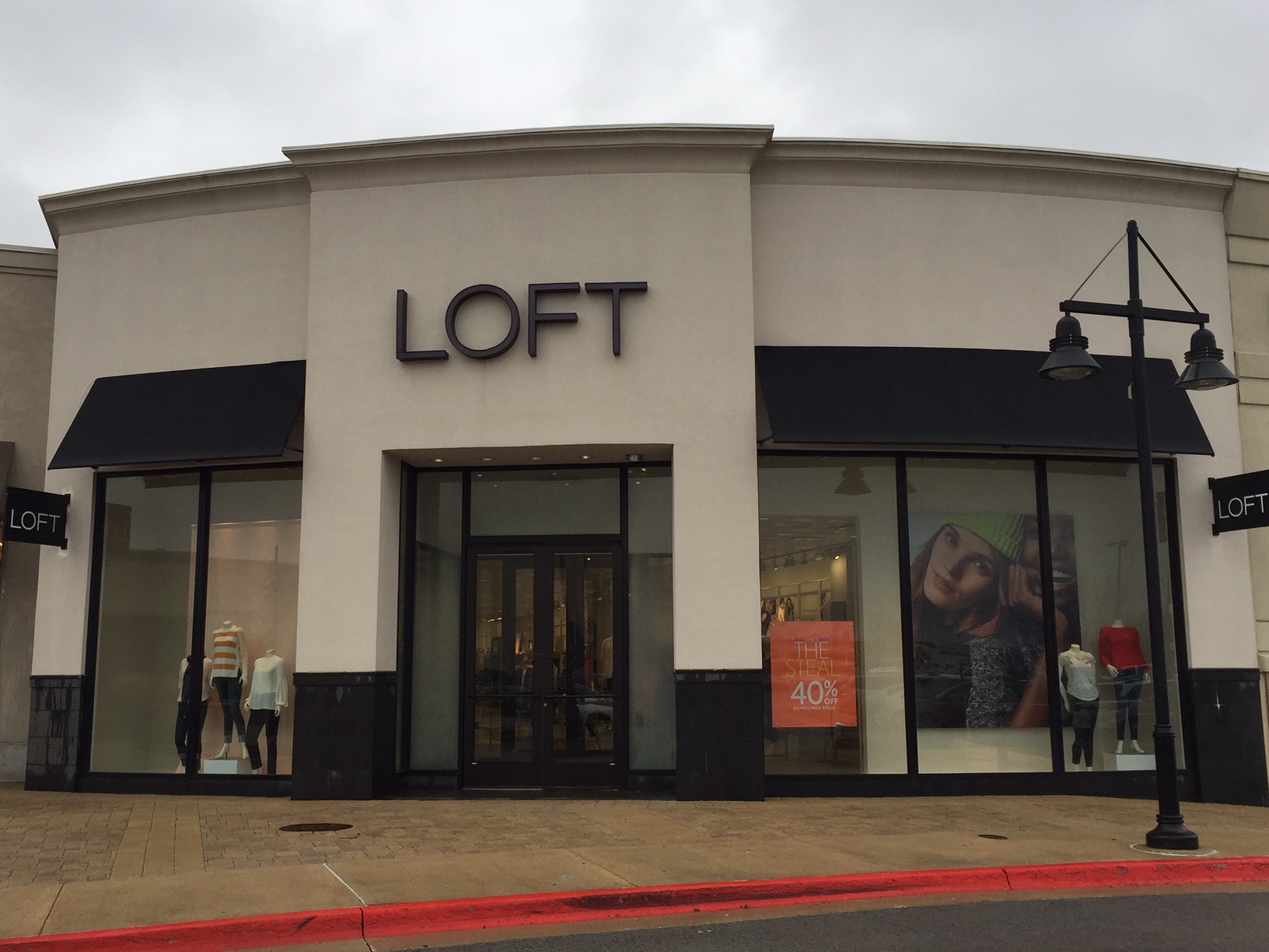 Champaign LOFT Closing at Market Place Shopping Center